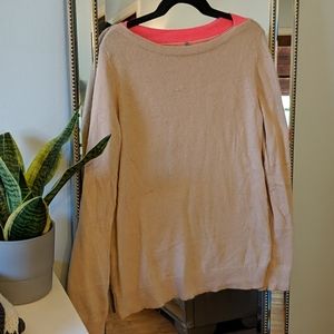Sweater with hot pink detail on neck